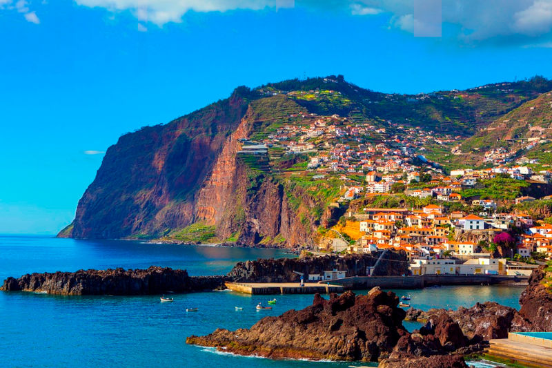 Is it worth to go to Portugal? Is Portugal a good place for tourists? Madeira