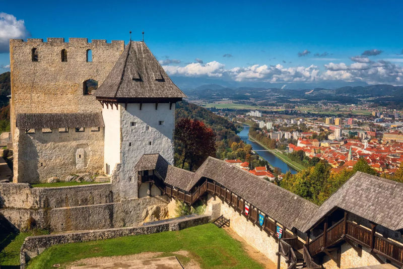 Is Slovenia worth seeing? Why should I go to Slovenia? celje castle